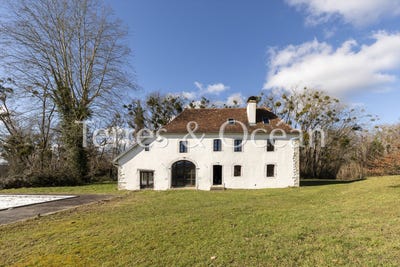 /international/fr/salies-de-bearn-aquitaine-310109926634/