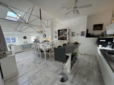 /international/fr/limoux-languedoc-roussillon-310104936259/
