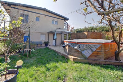 /international/fr/verneuil-sur-seine-ile-de-france-310100859500/