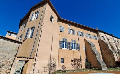 /international/fr/sauxillanges-auvergne-310099567662/