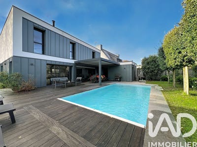 /international/fr/larmor-plage-brittany-310106740483/