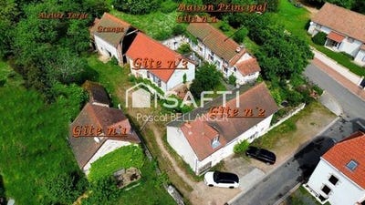 /international/fr/coutansouze-auvergne-310106996414/