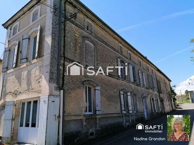 /international/fr/montboyer-charente-310101391218/