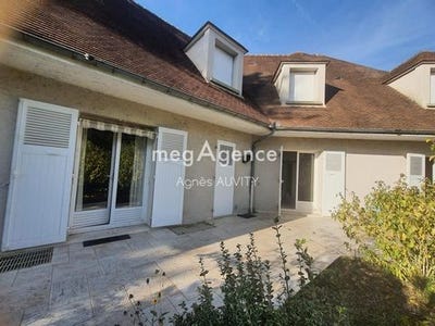 /international/fr/neris-les-bains-auvergne-310106463608/