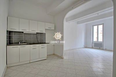 /international/fr/toulon-charente-310107792109/