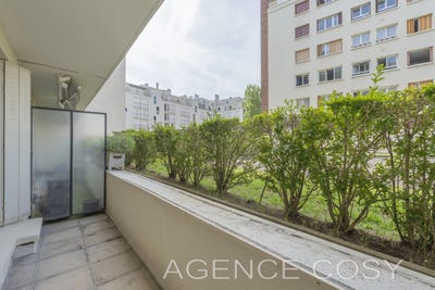 /international/fr/versailles-ile-de-france-310108926435/