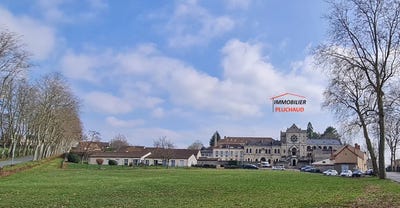 /international/fr/paray-le-monial-burgundy-120094280661/