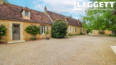 /international/fr/campsegret-aquitaine-310094058381/