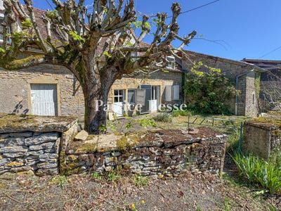 /international/fr/saint-gengoux-le-national-burgundy-310107949452/