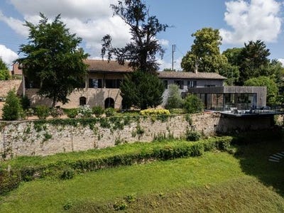 /international/fr/macon-burgundy-310101380974/?lang=en