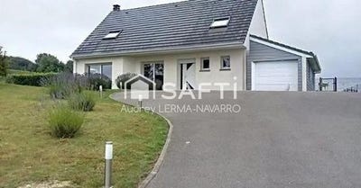 /international/fr/montreuil-sur-mer-calais-310099658088/