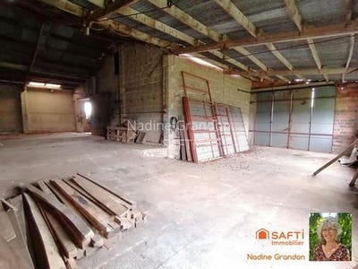 /international/fr/chalais-charente-310099227599/