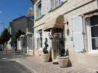 /international/fr/chinon-centre-val-de-loire-310101381489/?lang=zh-cn