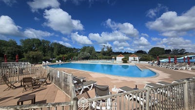 /international/fr/talmont-saint-hilaire-pays-de-la-loire-310108138103/