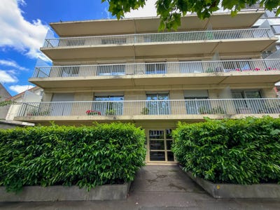 /international/fr/le-raincy-ile-de-france-310108529857/