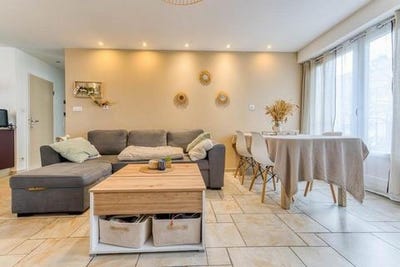 /international/fr/bourg-en-bresse-rhone-310107648435/