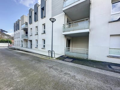/international/fr/tours-rhone-310107792067/
