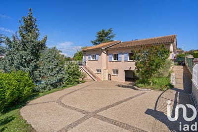 /international/fr/neyron-rhone-310099545873/