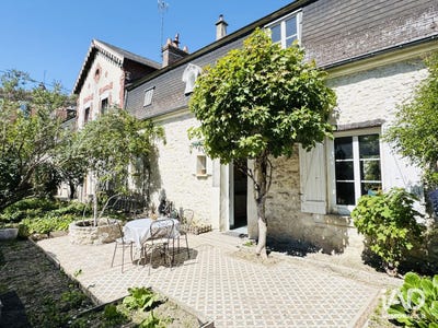 /international/fr/compiegne-picardie-310107671179/