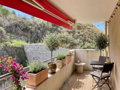 /international/fr/ajaccio-corsica-310108972603/