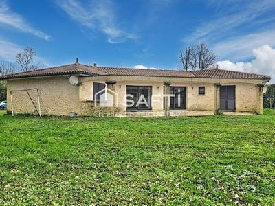 /international/fr/lesparre-medoc-aquitaine-310105946670/