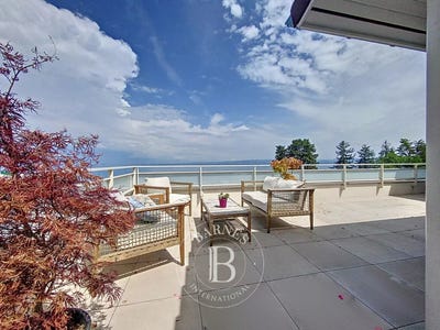 /international/fr/evian-les-bains-rhone-310098637636/