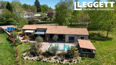 /international/fr/piegut-pluviers-aquitaine-310106511854/