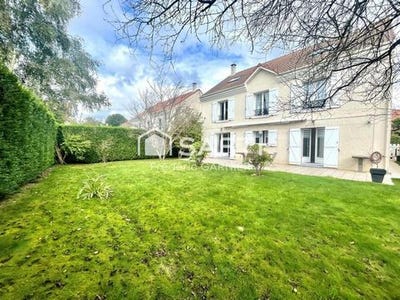 /international/fr/chevry-cossigny-ile-de-france-120098503145/