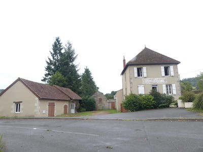 /international/fr/saint-symphorien-de-marmagne-burgundy-310102766564/