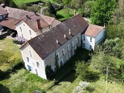 /international/fr/montresor-centre-val-de-loire-310105821769/
