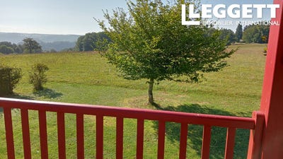 /international/fr/marcillac-la-croisille-limousin-310097284706/?lang=en