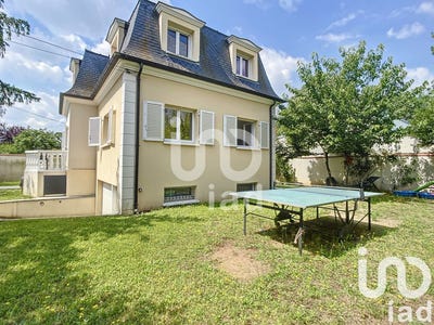 /international/fr/saint-maur-des-fosses-ile-de-france-310100953468/?lang=zh-cn