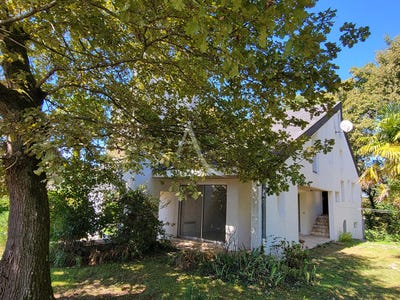 /international/fr/pau-rhone-310107943474/
