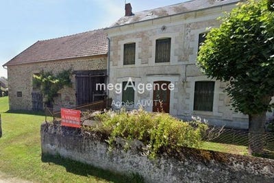 /international/fr/saint-marcel-en-marcillat-auvergne-310106117173/
