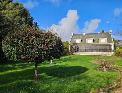 /international/fr/rochefort-en-terre-brittany-310104805180/
