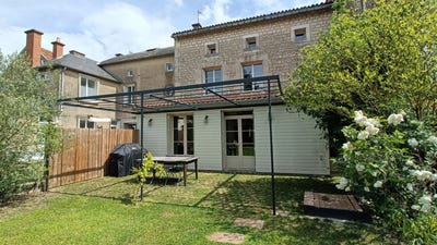/international/fr/poitiers-charente-310107648194/