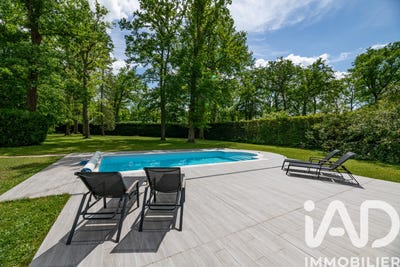 /international/fr/lamorlaye-picardie-310108726036/?lang=it
