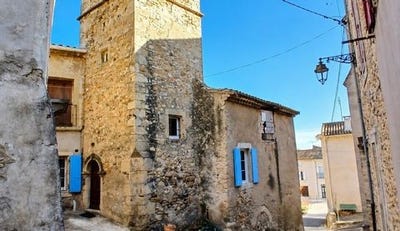 /international/fr/fouzilhon-languedoc-roussillon-310108595986/