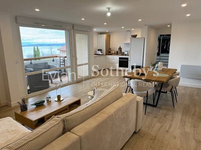/international/fr/evian-les-bains-rhone-120091207847/