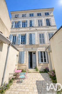 /international/fr/la-rochelle-franche-comte-310100600665/