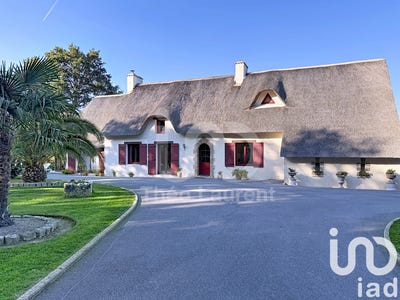 /international/fr/saint-lyphard-pays-de-la-loire-310103025187/
