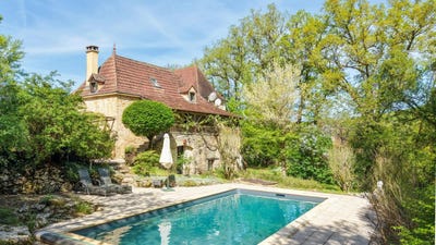 /international/fr/gourdon-rhone-310107837797/