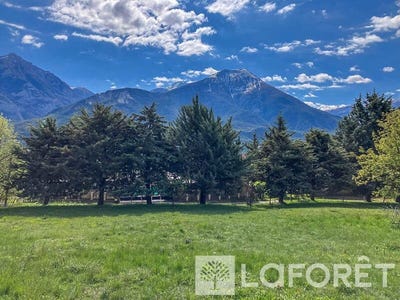 /international/fr/chateauroux-les-alpes-provence-alpes-cote-d-azur-310106381478/