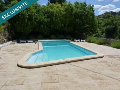 /international/fr/carces-provence-alpes-cote-d-azur-310100651350/