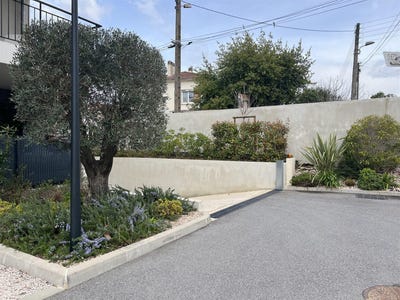 /international/fr/brignoles-provence-alpes-cote-d-azur-310106681727/