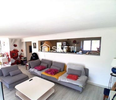 /international/fr/le-relecq-kerhuon-brittany-310108187265/