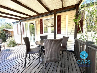 /international/fr/grimaud-provence-alpes-cote-d-azur-310108330861/
