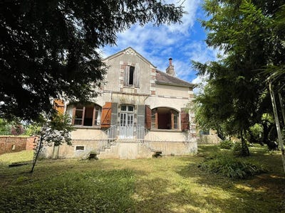 /international/fr/flogny-la-chapelle-burgundy-310101375497/?lang=zh-tw