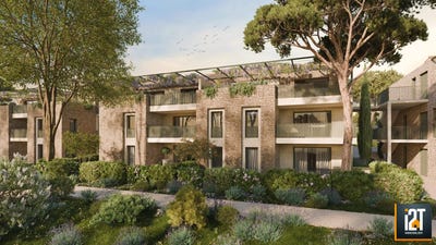 /international/fr/uzes-languedoc-roussillon-310106282952/