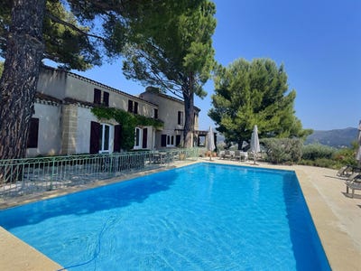 /international/fr/plan-de-cuques-provence-alpes-cote-d-azur-310101173767/?lang=en